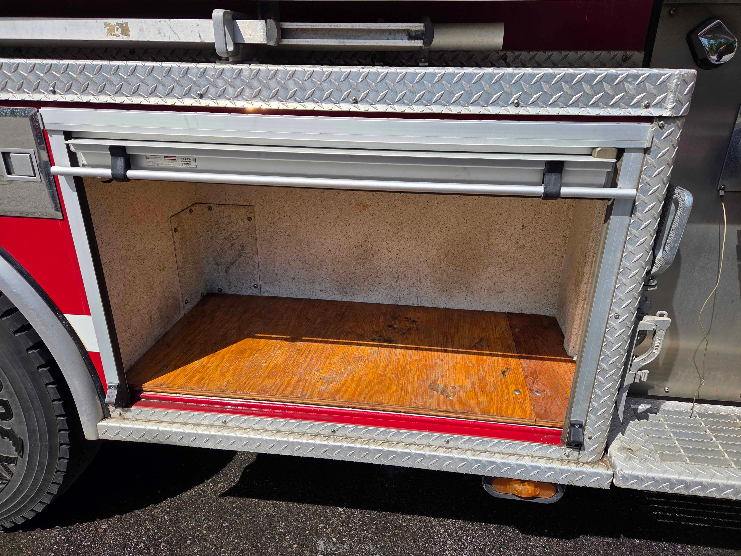 2003 KME International Pumper - image 22