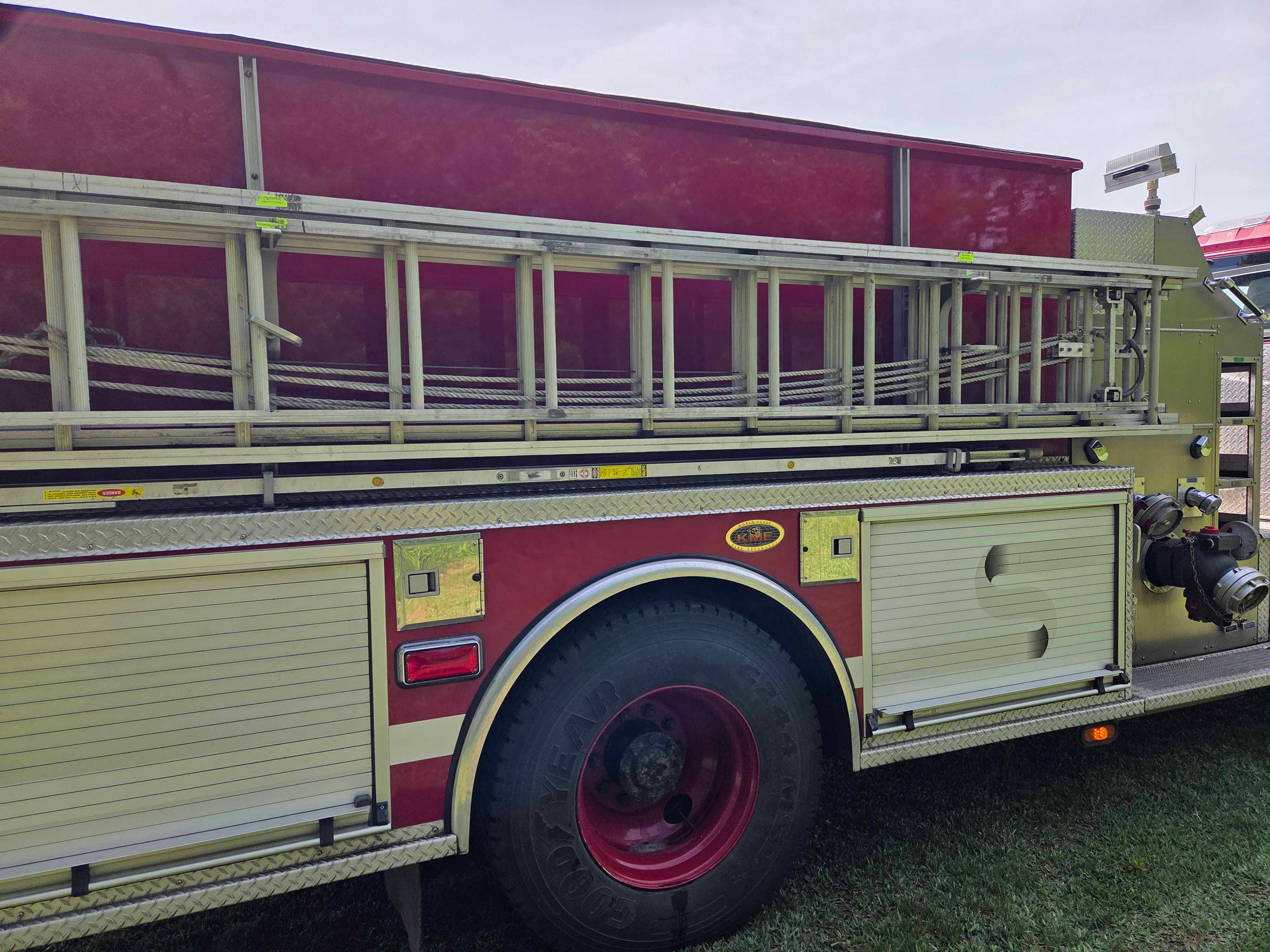 2003 KME International Pumper - image 35