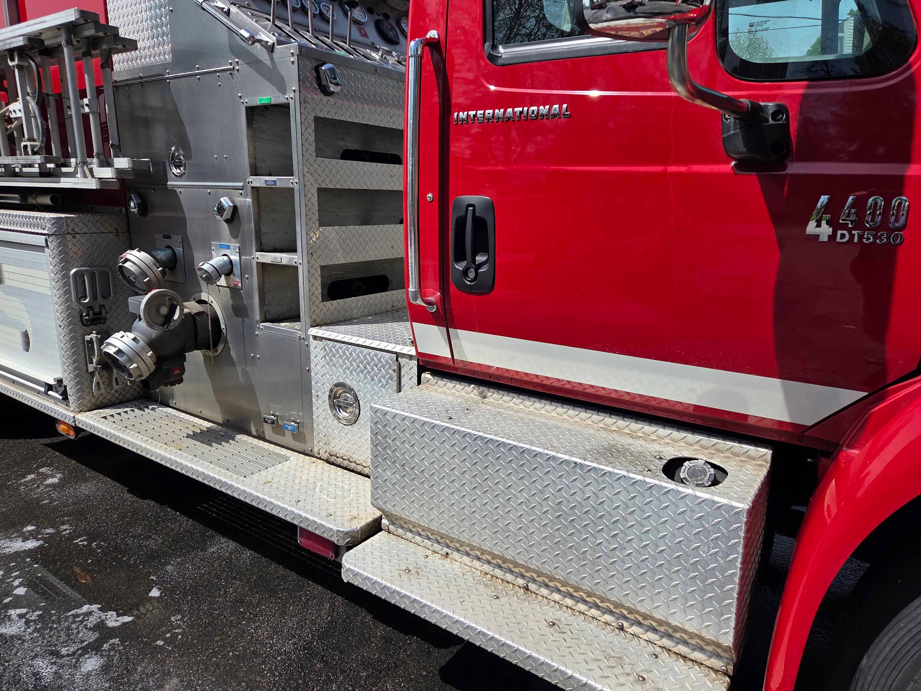 2003 KME International Pumper - image 8