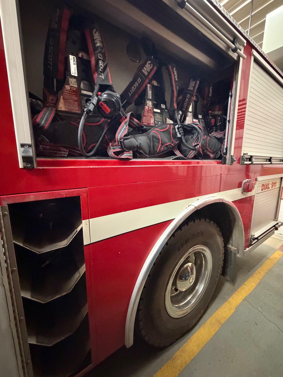 2001 Freightliner Pumper - image 11