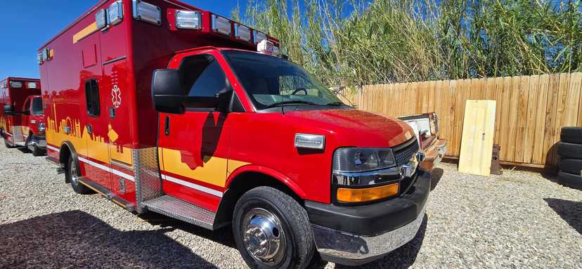 2014 Road Rescue Chevrolet Type III Ambulance — photo 7