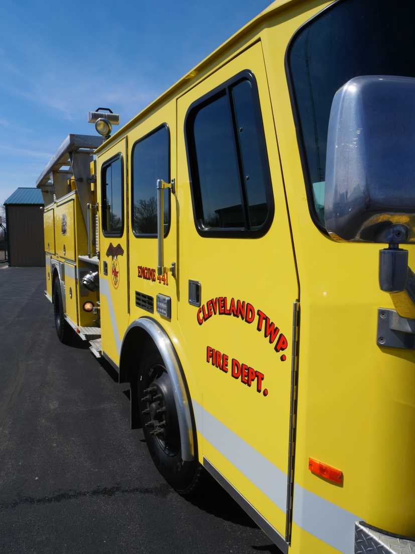 1995 E-One Cyclone Pumper — photo 5