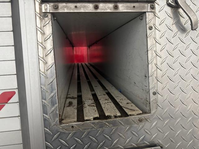 1994 International 4900 75' Smeal - image 25