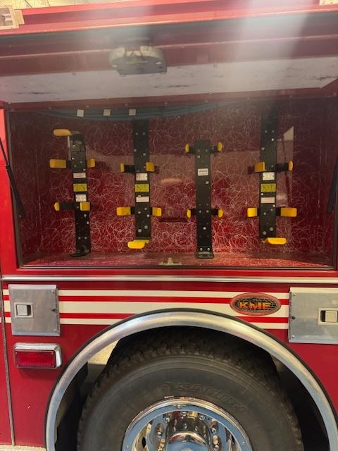 1999 KME International 4x4 Pumper - image 12