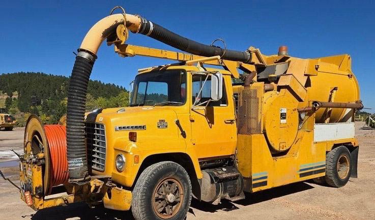 1980 Ford Vactor Combination - image 16
