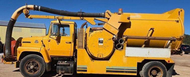 1980 Ford Vactor Combination - image 17