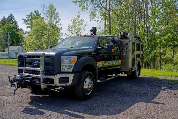 2015 Ford 4x4 Mini Pumper — photo 7