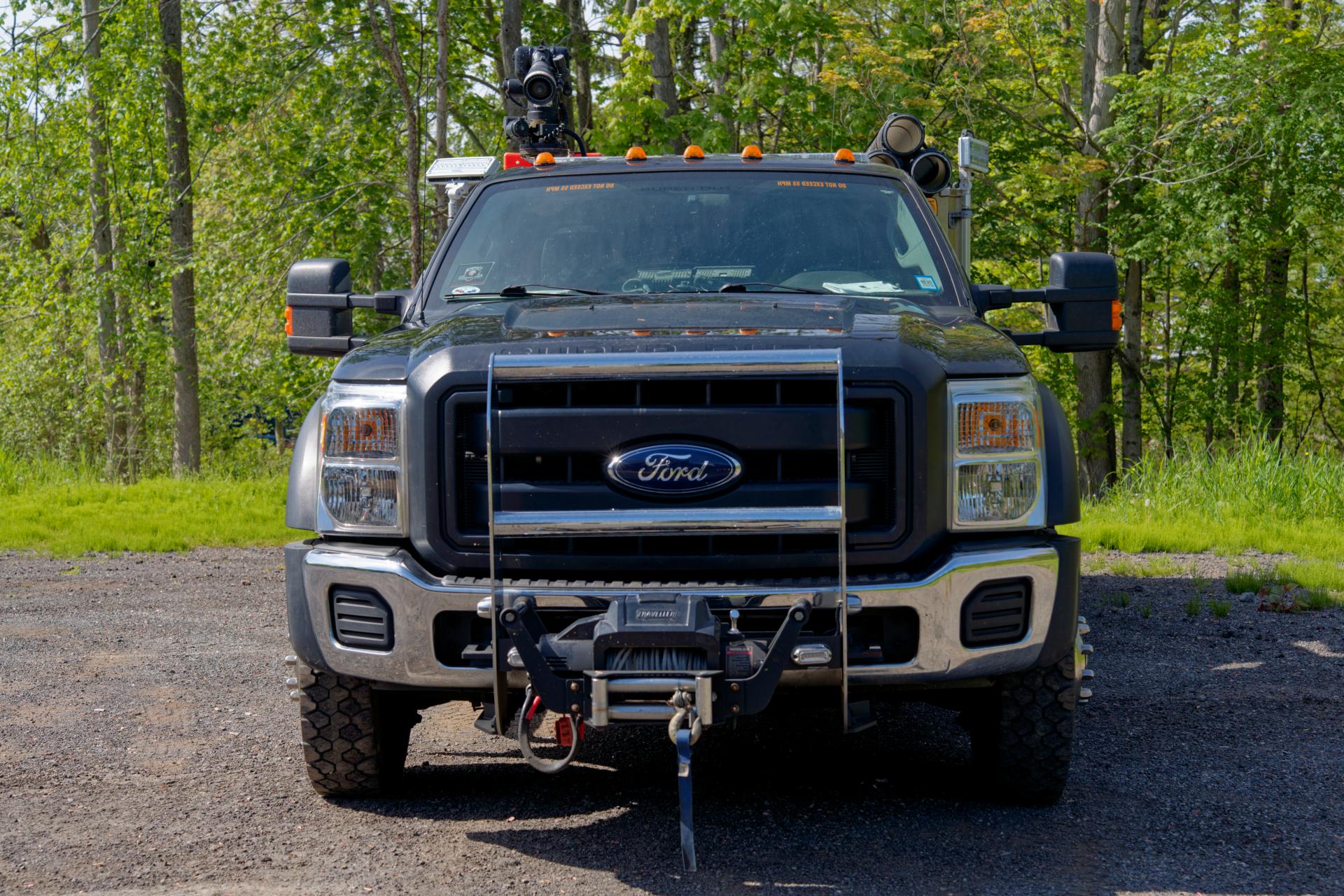 2015 Ford 4x4 Mini Pumper - image 3