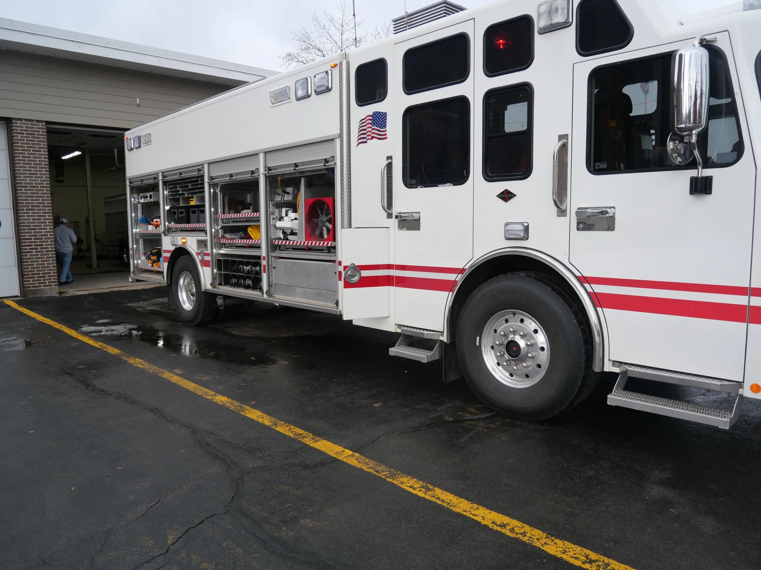 2009 Rescue 1 Spartan Heavy Rescue - image 16