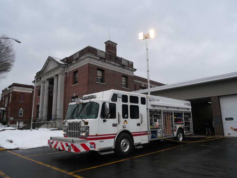 2009 Rescue 1 Spartan Heavy Rescue — photo 4
