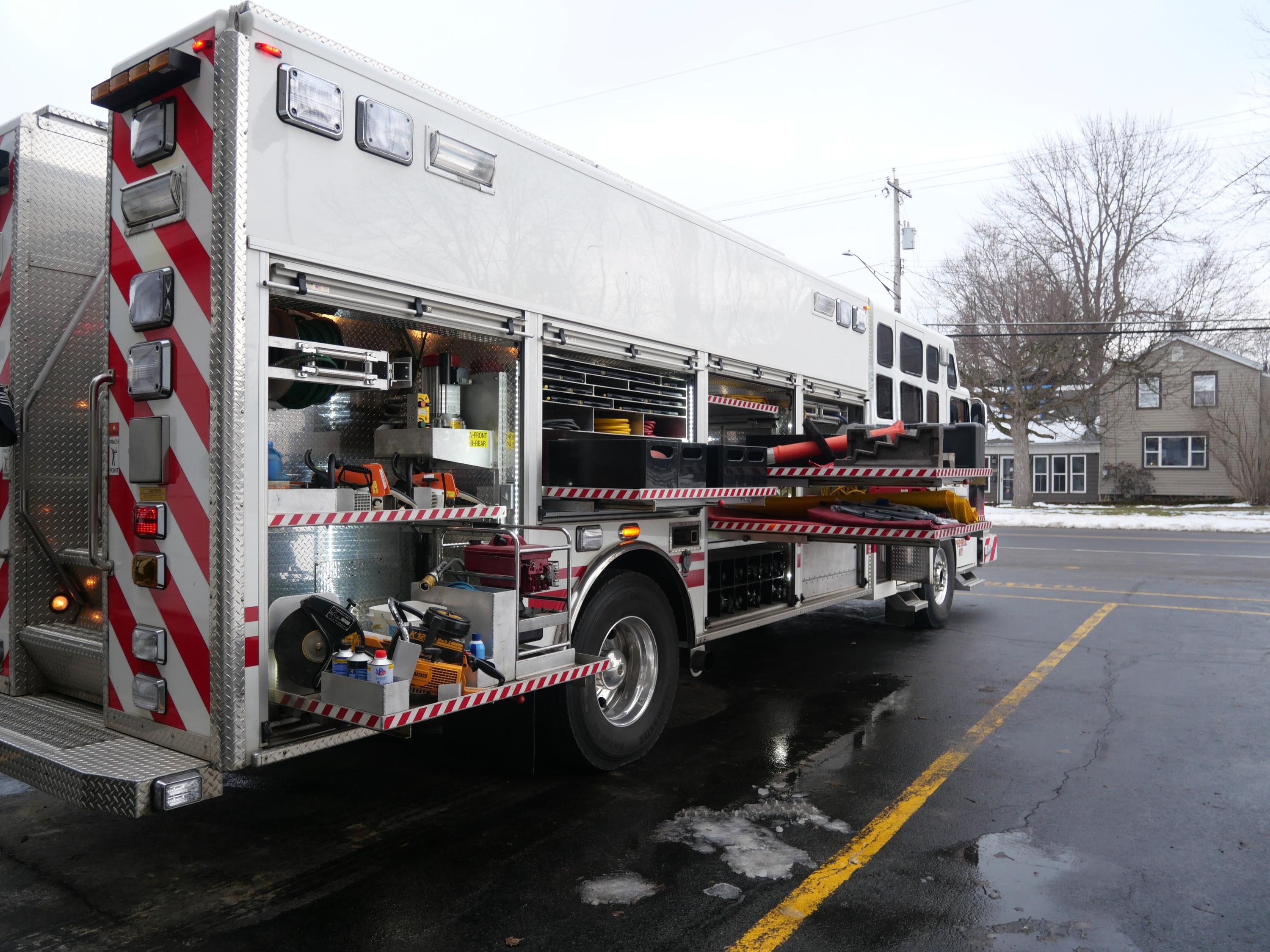 2009 Rescue 1 Spartan Heavy Rescue - image 19