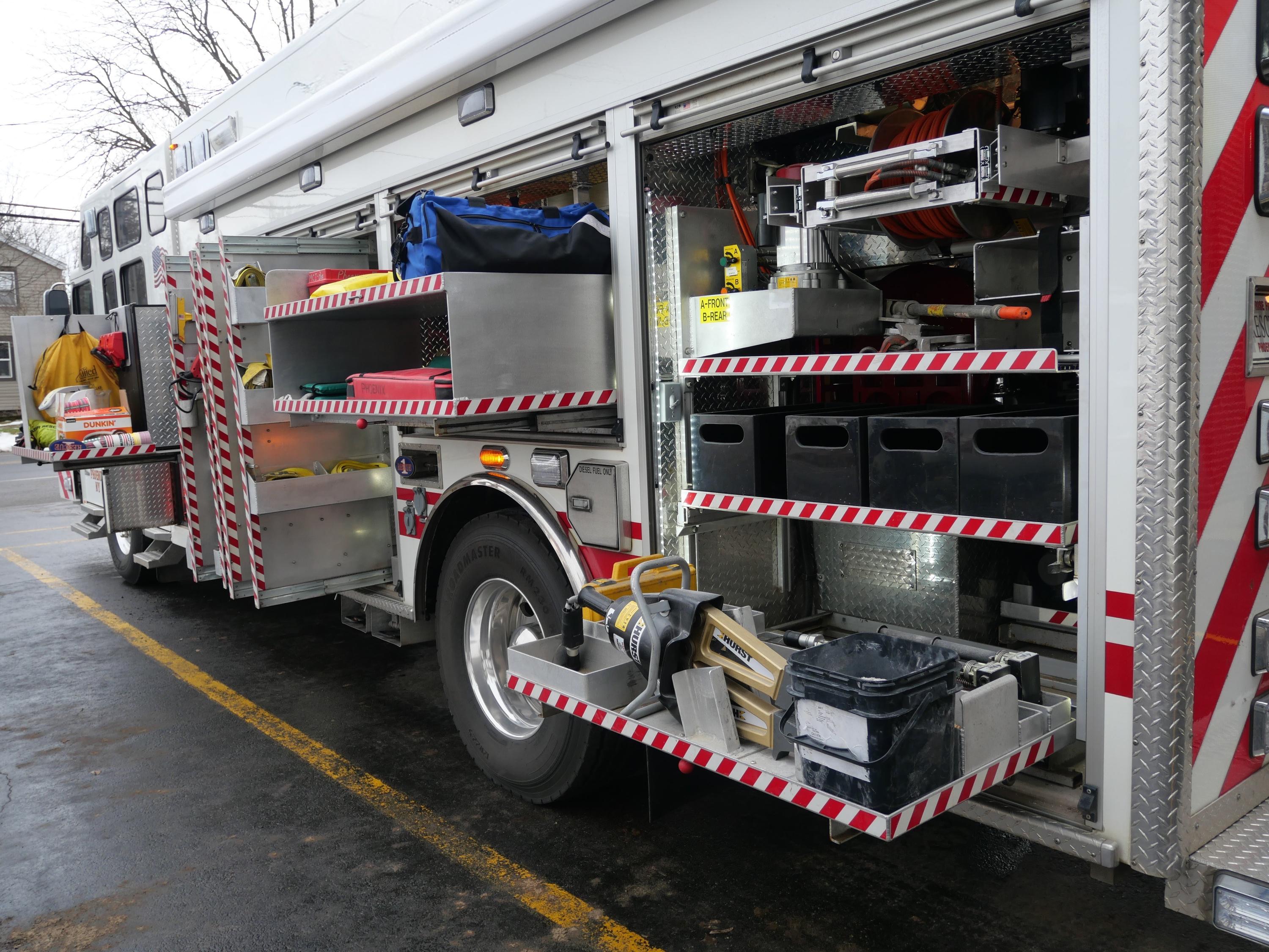 2009 Rescue 1 Spartan Heavy Rescue - image 14