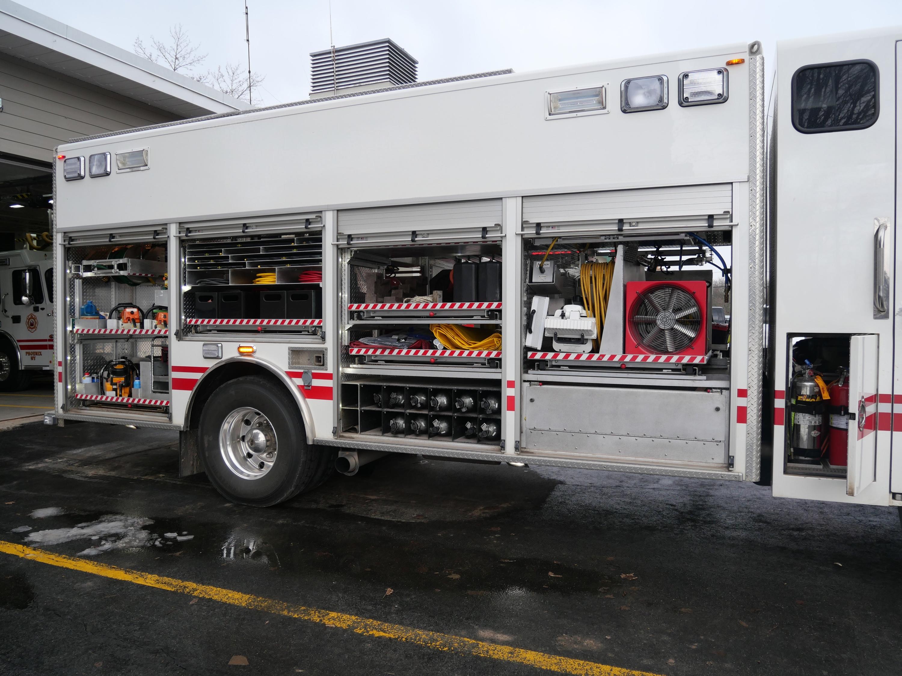 2009 Rescue 1 Spartan Heavy Rescue - image 15