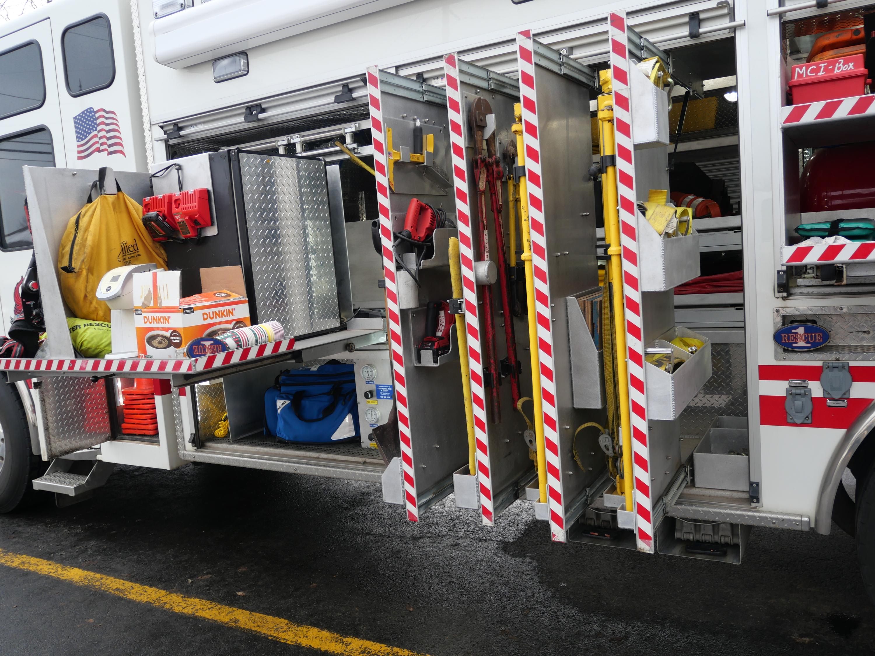 2009 Rescue 1 Spartan Heavy Rescue - image 13