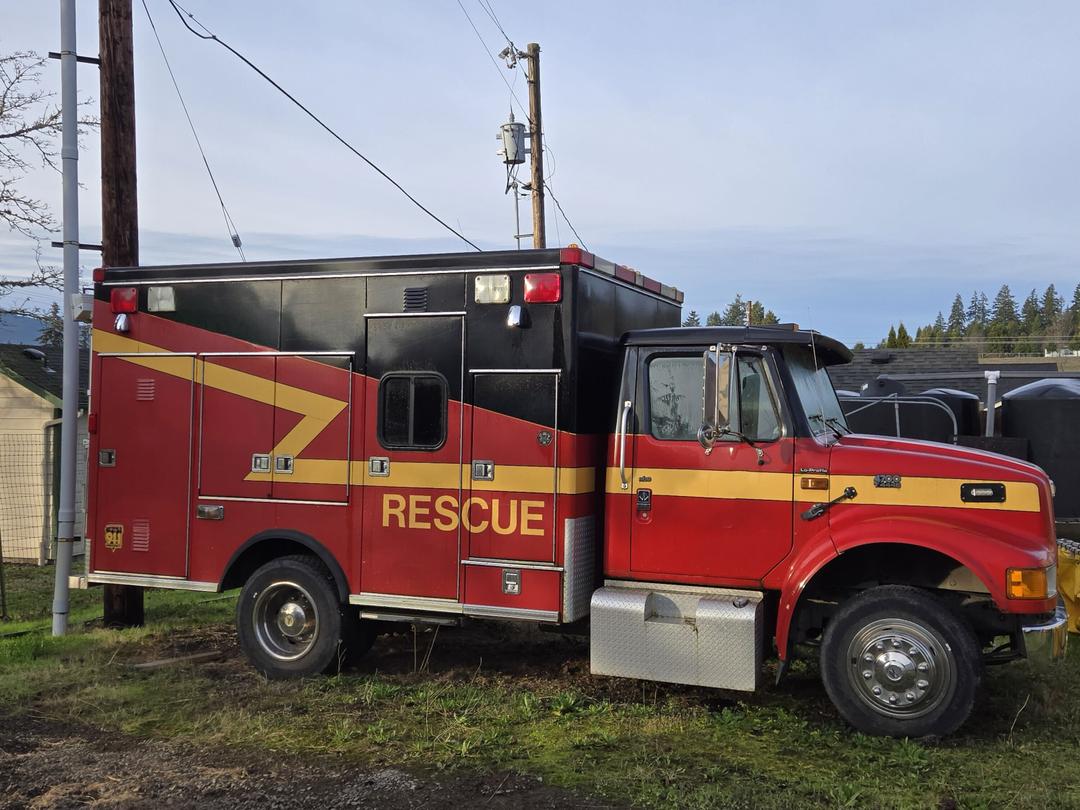 1995 Braun Northwest / International 4700 Rescue
