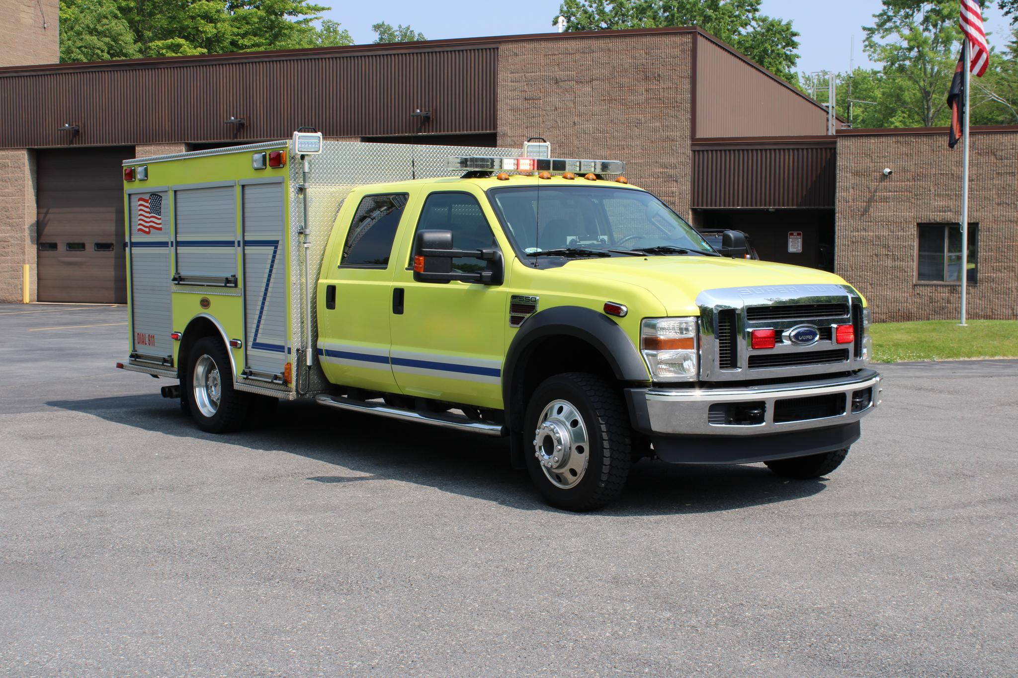 2009 KME Ford 4x4 Light Rescue - image 1