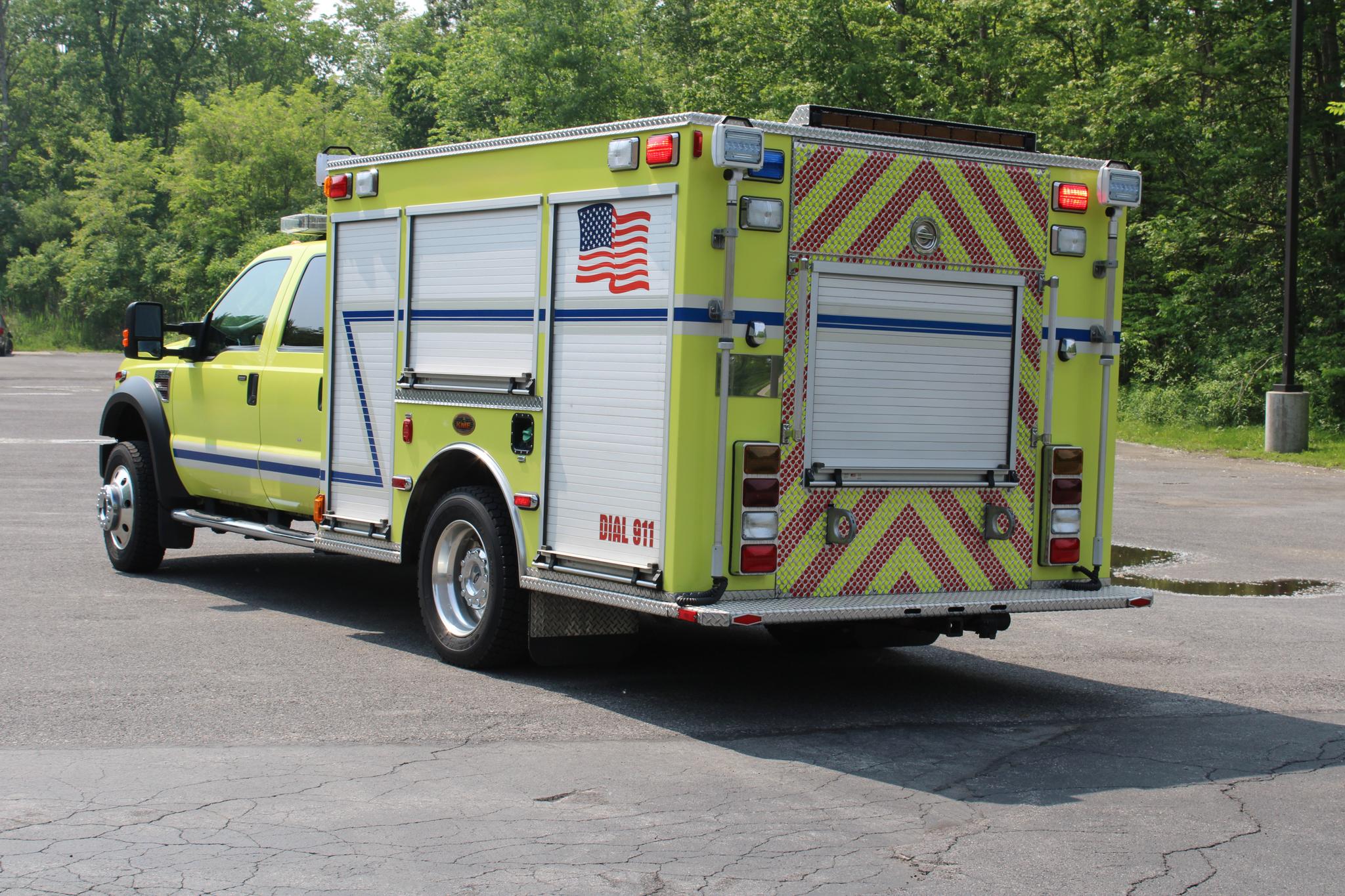 2009 KME Ford 4x4 Light Rescue - image 5