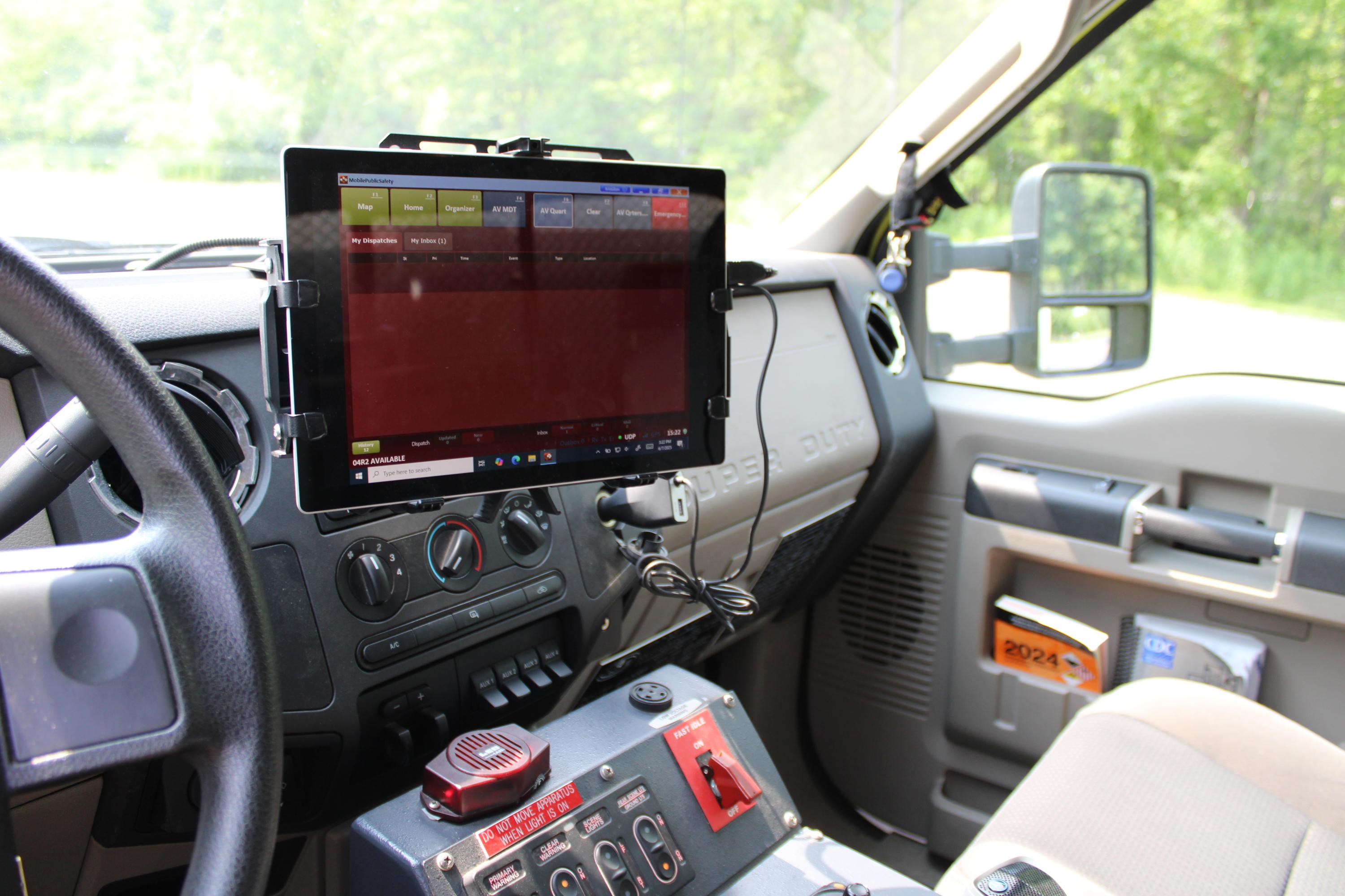 2009 KME Ford 4x4 Light Rescue - image 9