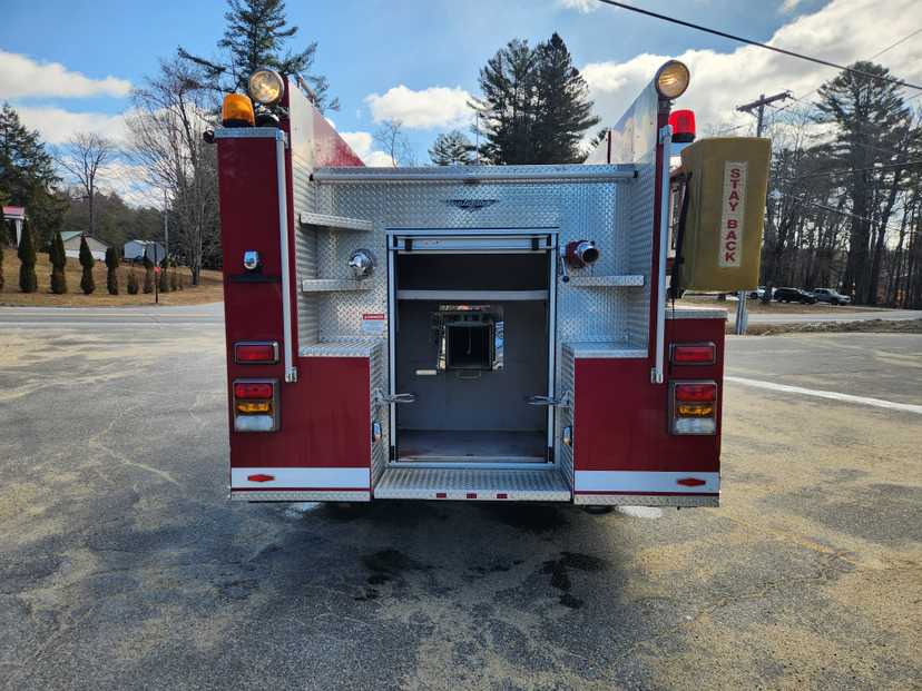 2005 Pierce International Pumper — photo 4