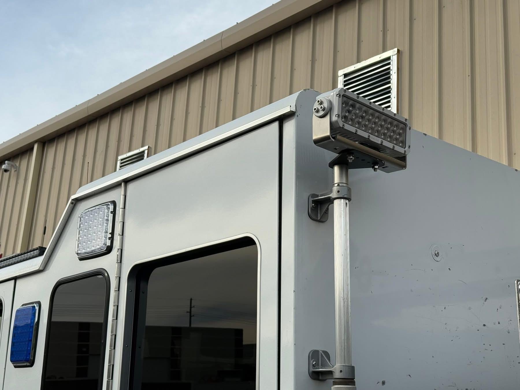 2001 KME Panther Pumper - image 20