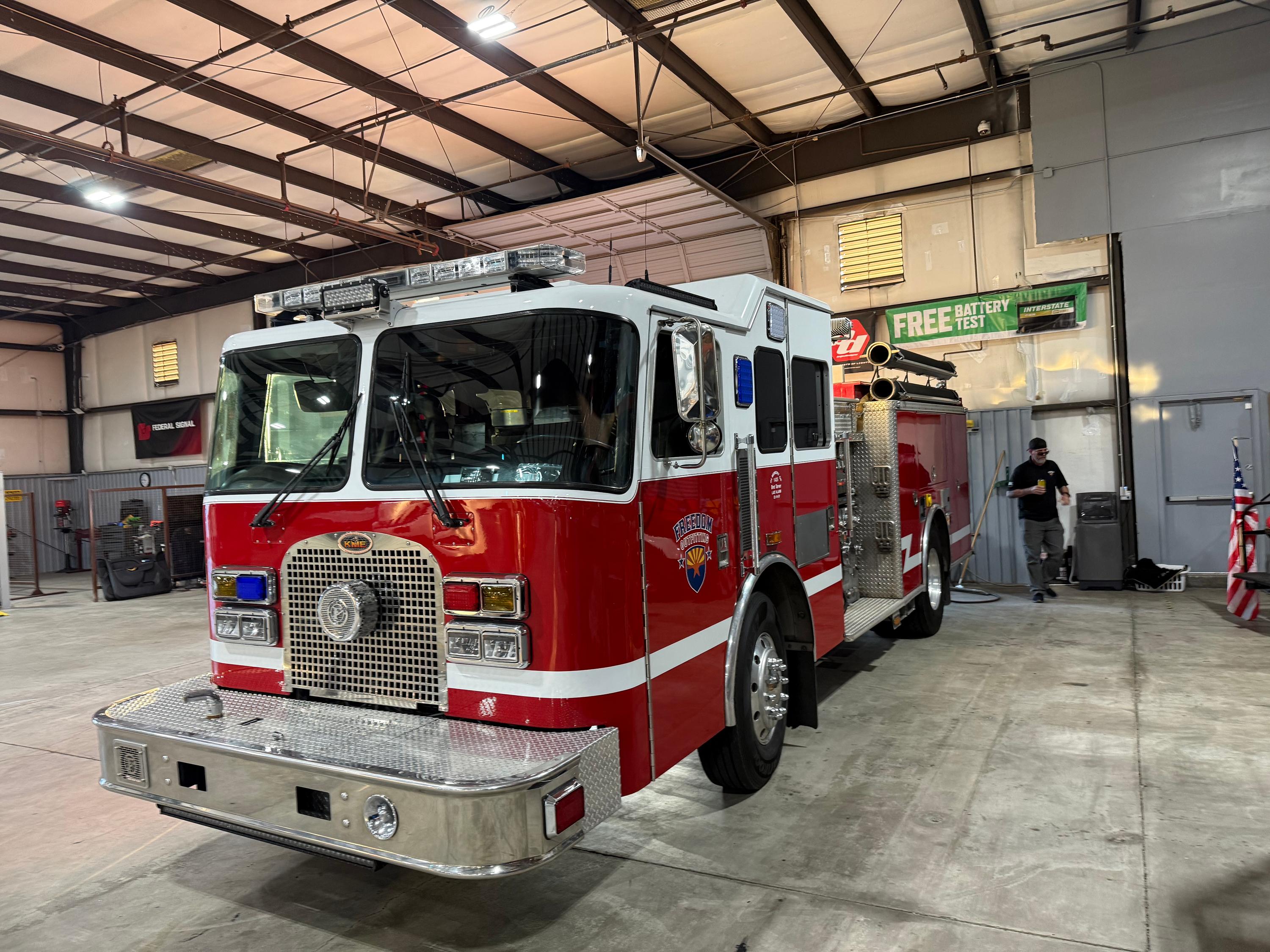 2001 KME Panther Pumper - image 37