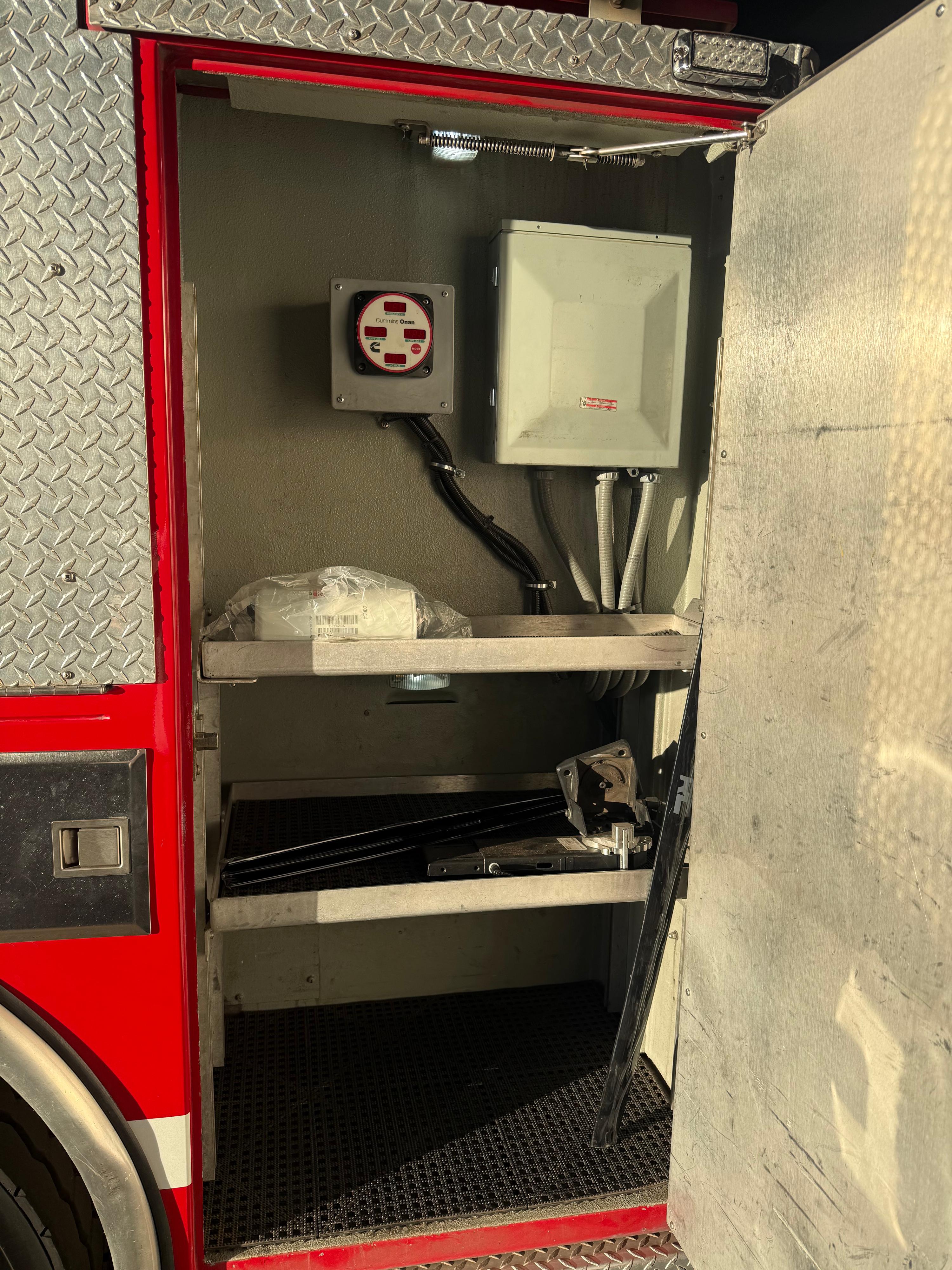2001 KME Panther Pumper - image 61