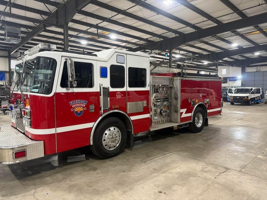 2001 KME Panther Pumper - image 4