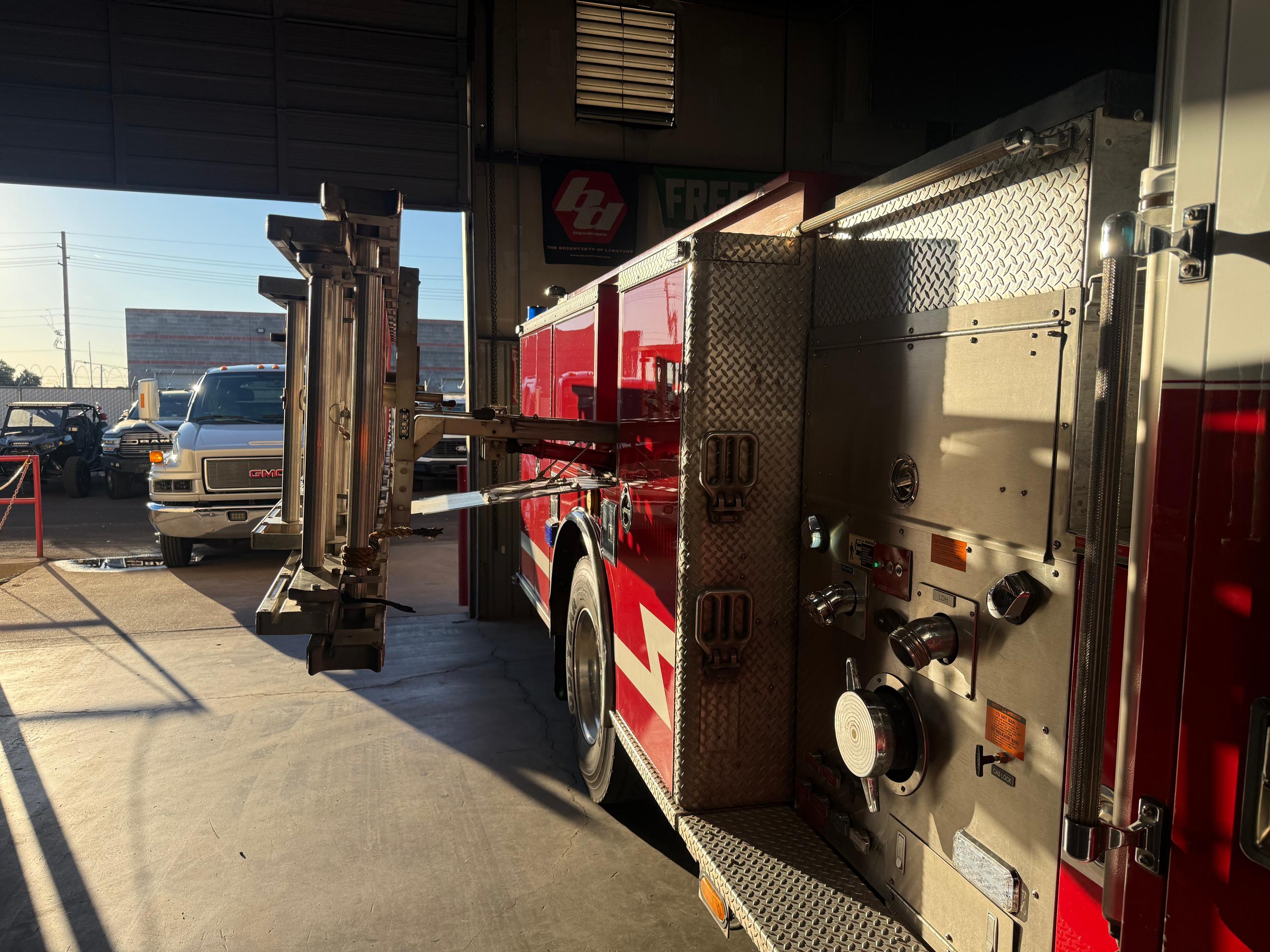 2001 KME Panther Pumper - image 57