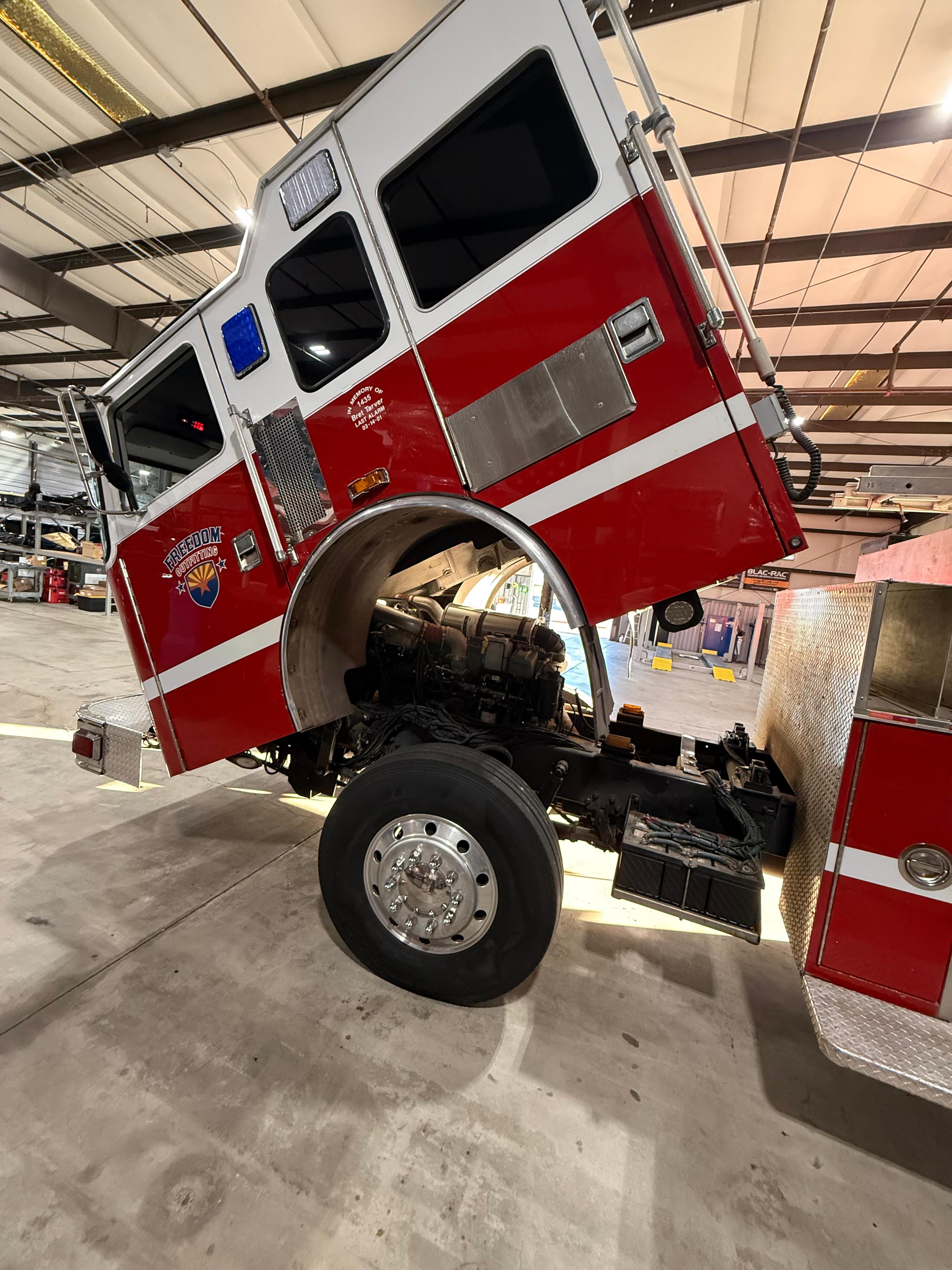 2001 KME Panther Pumper - image 52