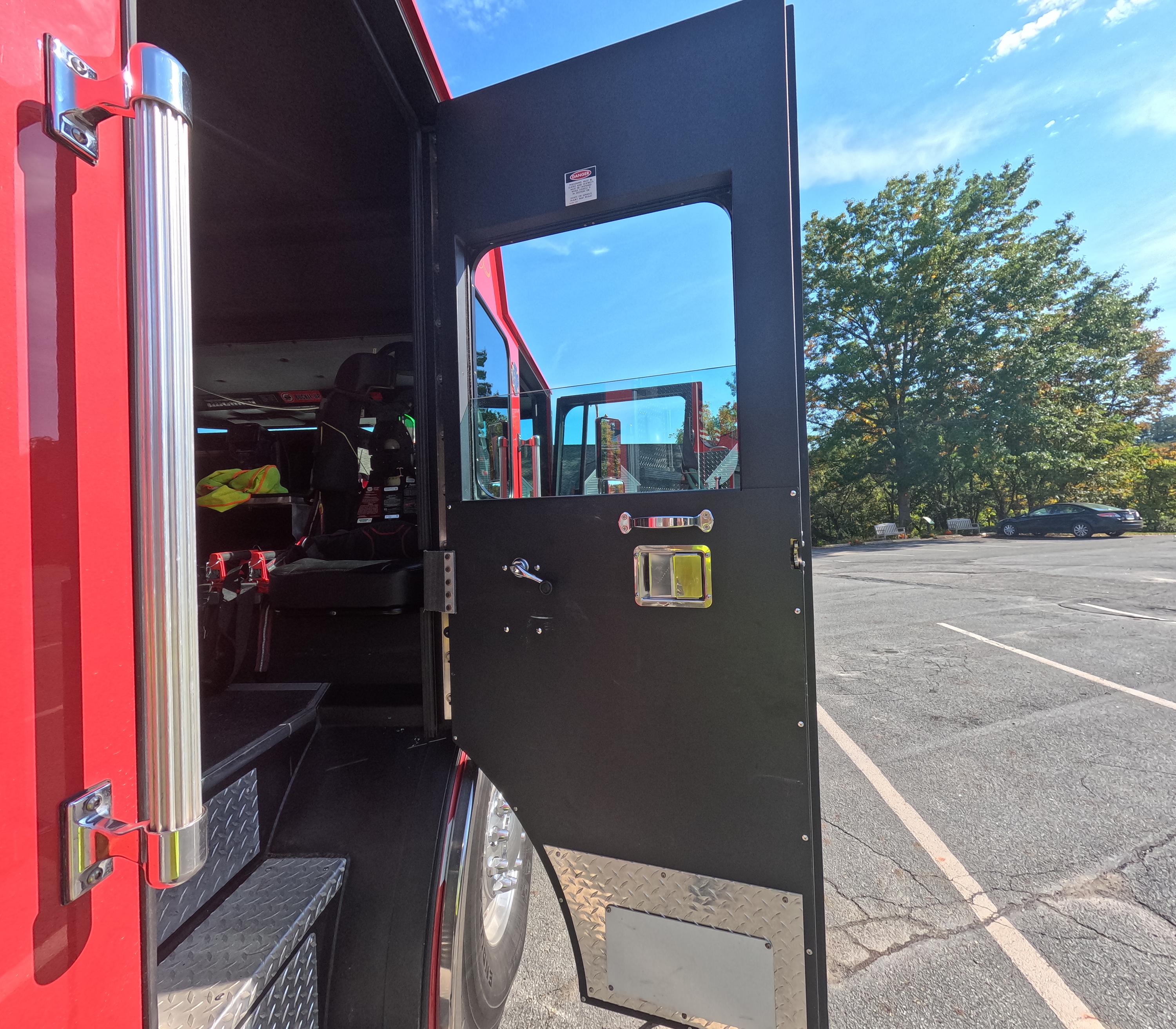 2009 Rosenbauer HME Pumper Tanker - image 20