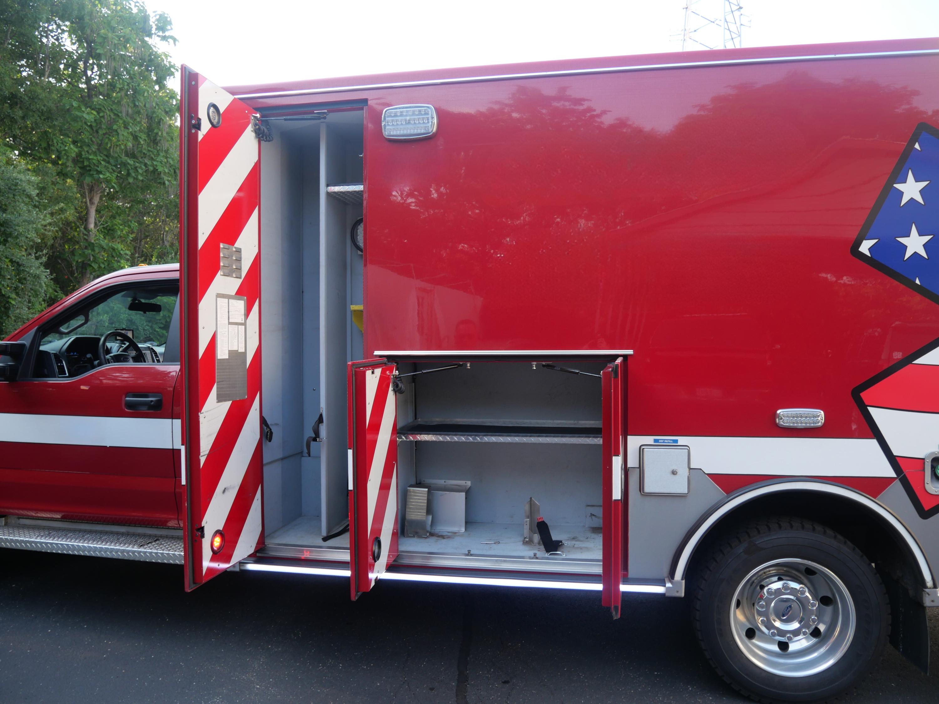 2017 Road Rescue Ford 4x4 Type I Ambulance - image 35