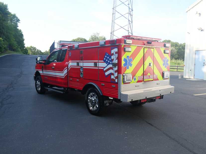 2019 Ford F350 4x4 Light Rescue — photo 8