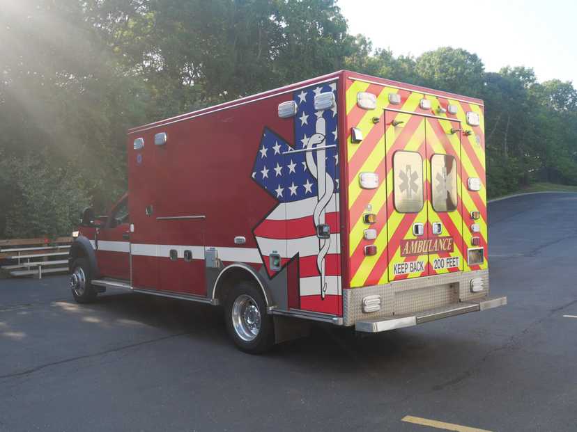 2017 Road Rescue Ford 4x4 Type I Ambulance — photo 6