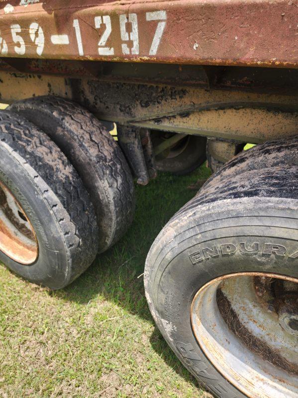 1992 International 9400 Dump Truck (Rebuilt Cummins Engine) - image 14