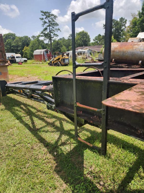 1992 International 9400 Dump Truck (Rebuilt Cummins Engine) - image 13
