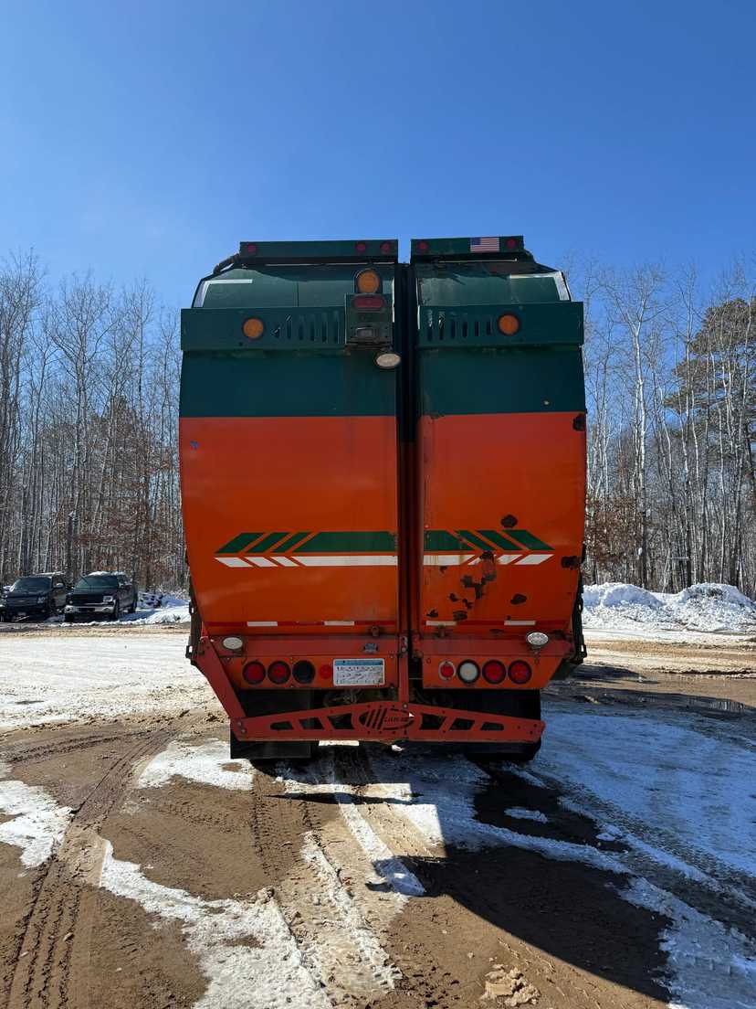 2008 Peterbilt Labrie Side Loader — photo 7