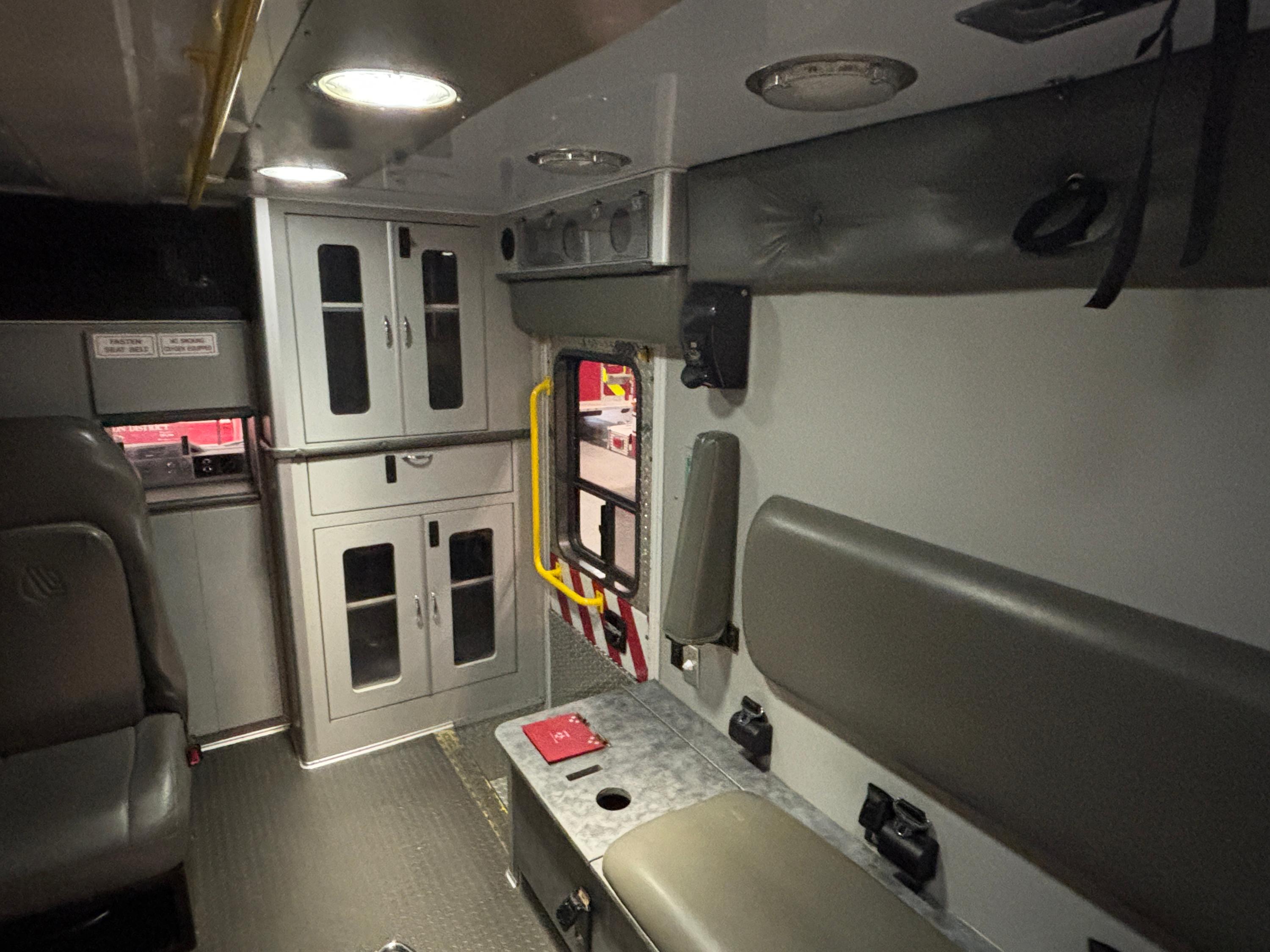 2009 Wheeled Coach Ford Type III Ambulance - image 26