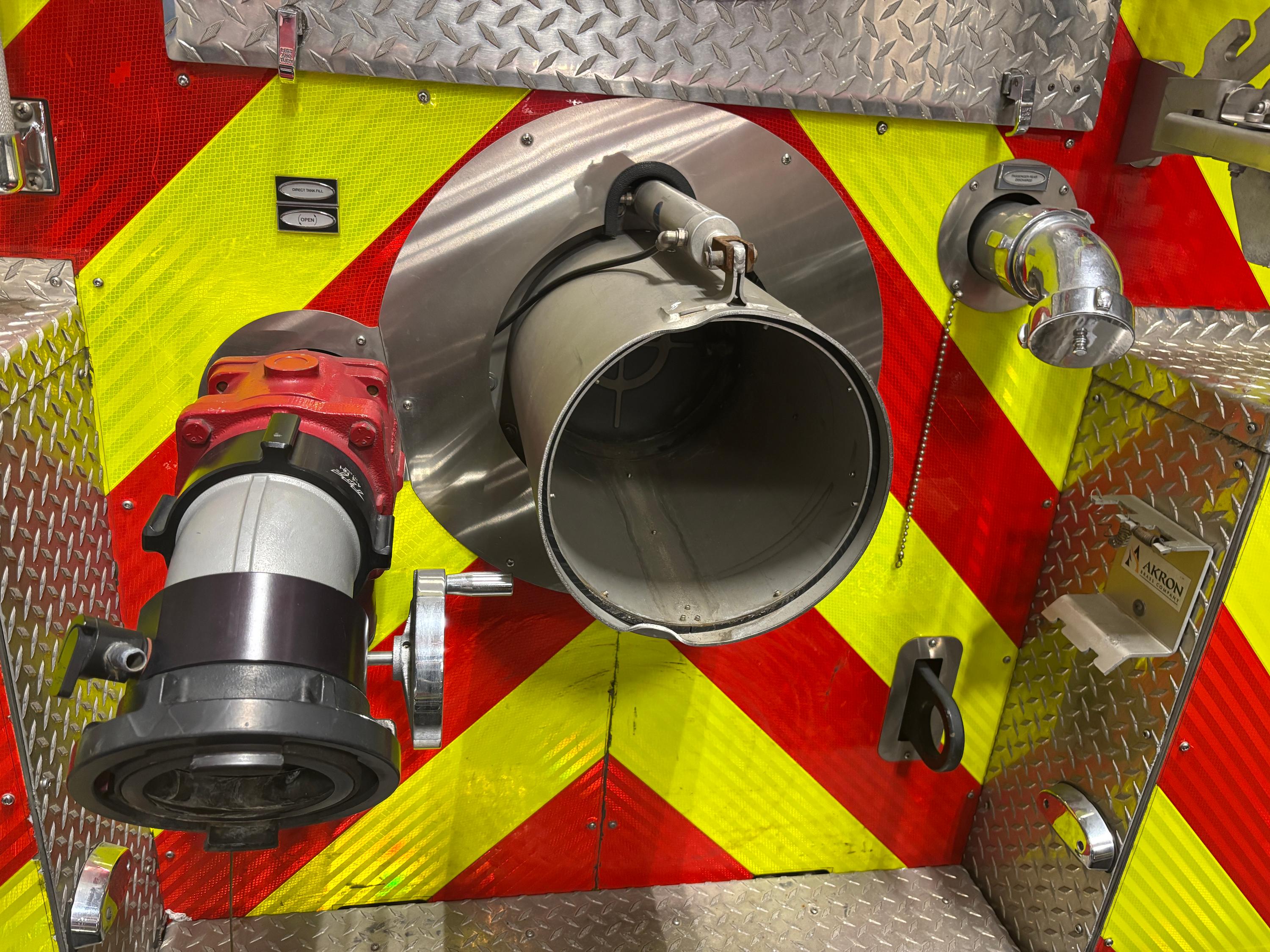 2010 Pierce Impel Pumper Tanker - image 25