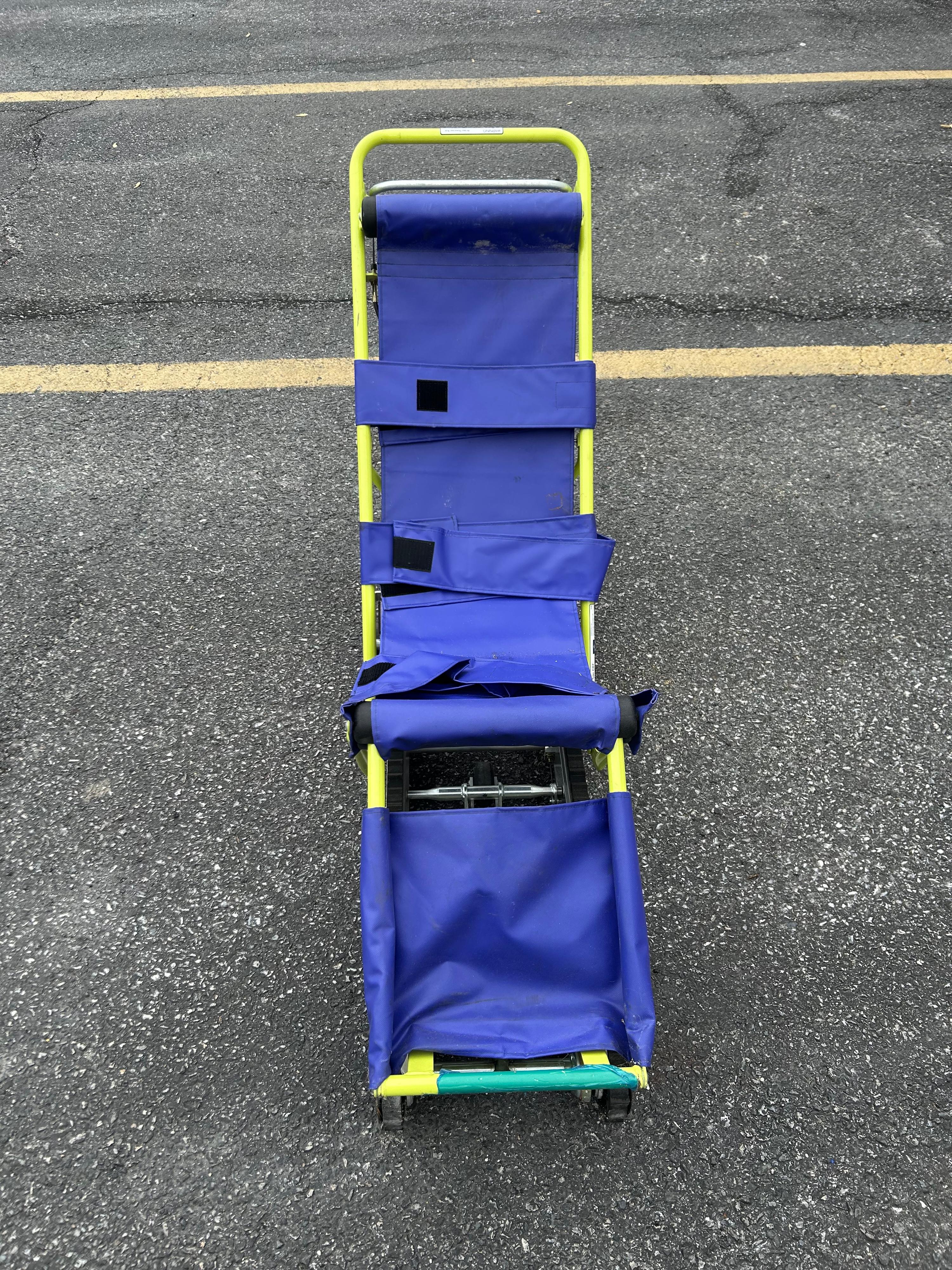 Garaventa Evacu-Trac - Evac Chair for Emergency Evacuation via Stairs - image 2