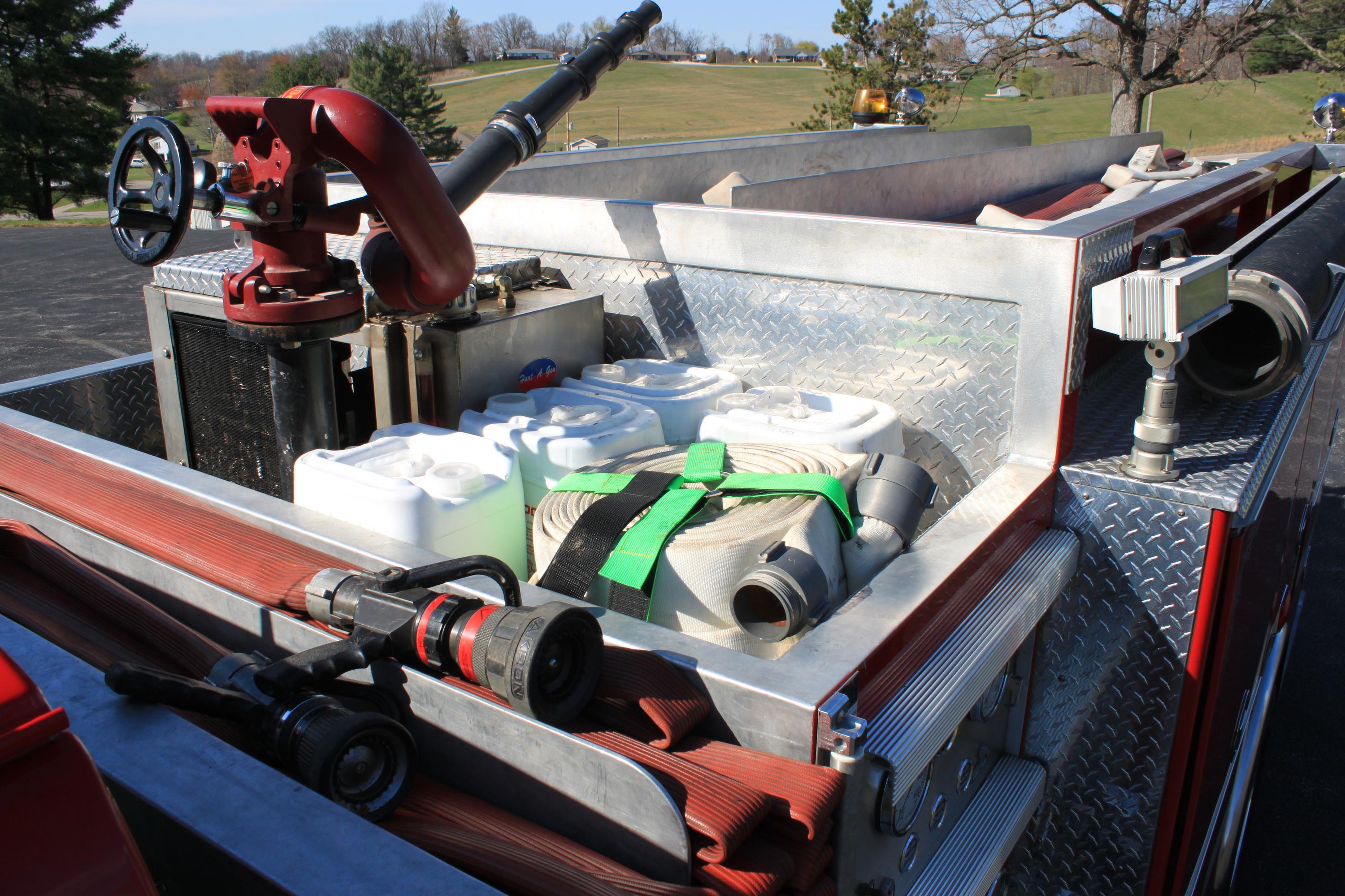 2003 Chevrolet C8500 Ferrara Engine 1250/1000/30 - image 18