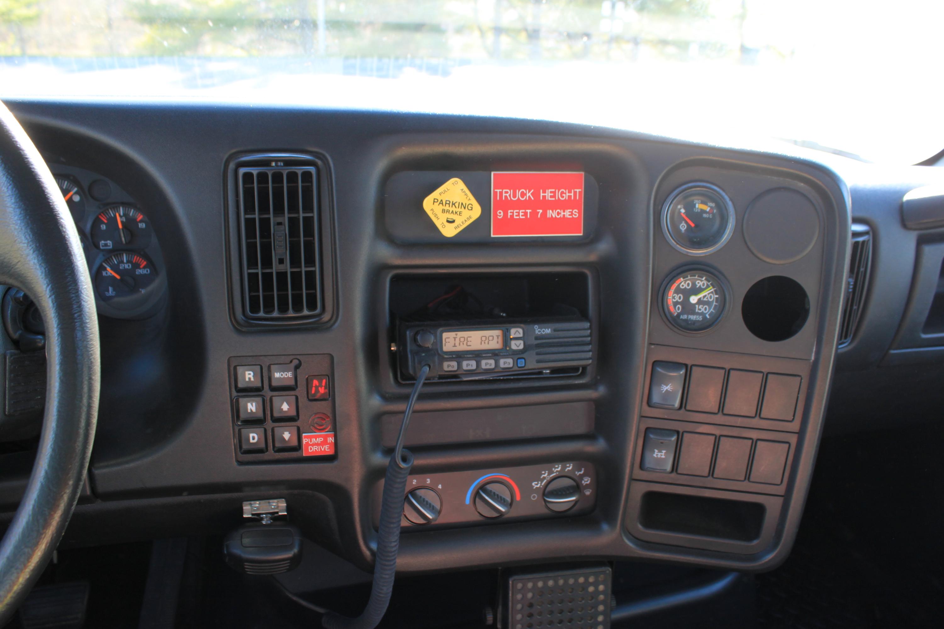 2003 Chevrolet C8500 Ferrara Engine 1250/1000/30 - image 42
