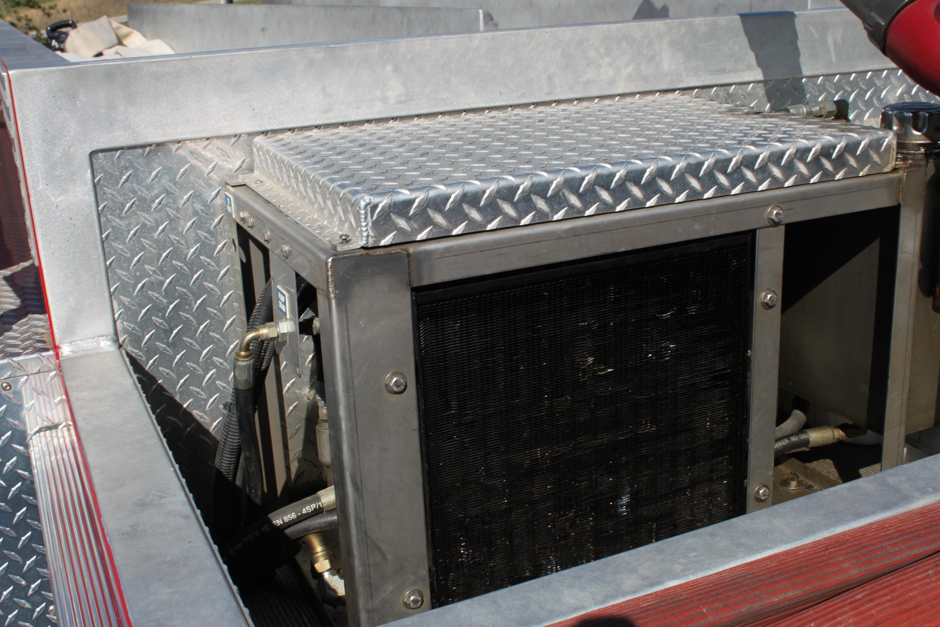 2003 Chevrolet C8500 Ferrara Engine 1250/1000/30 - image 21