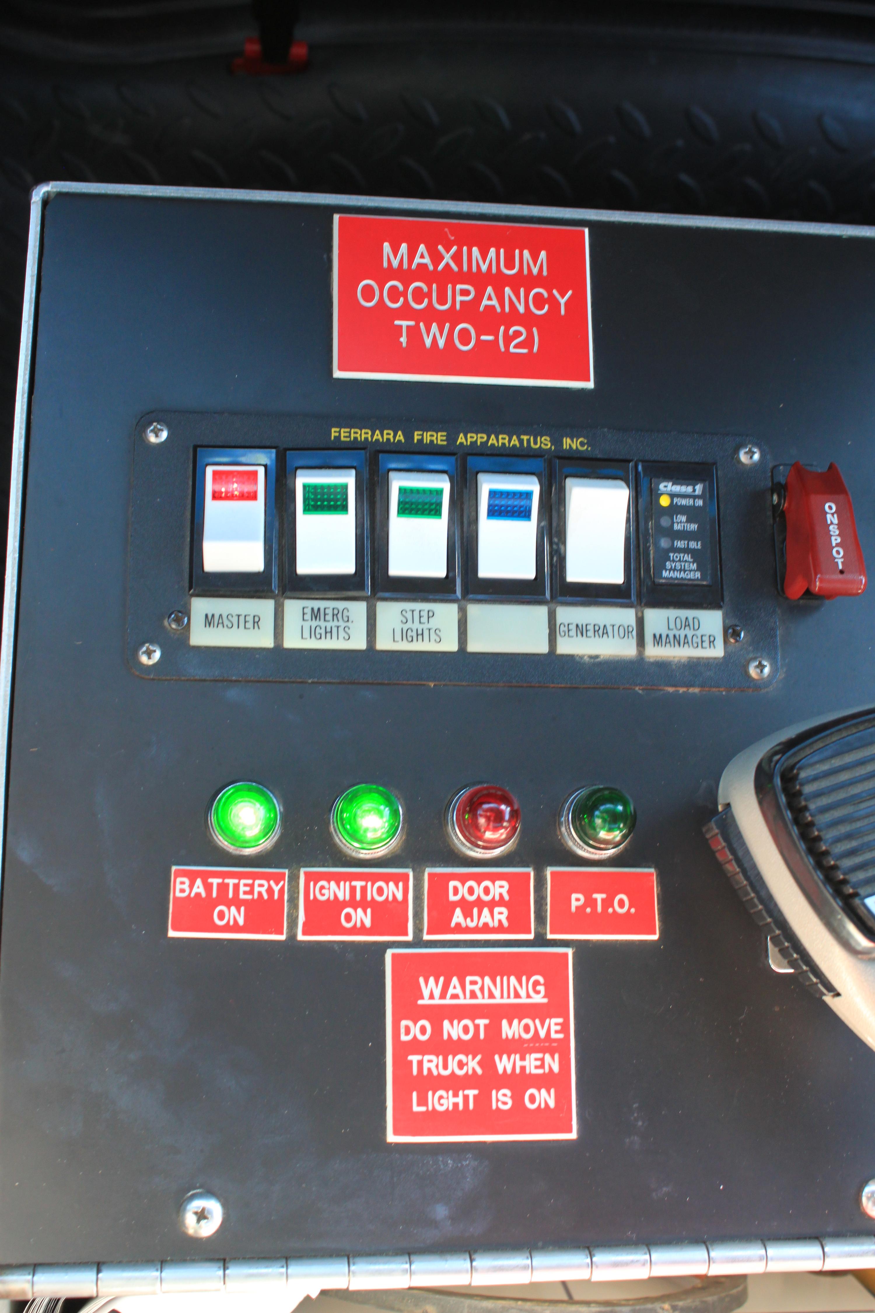 2003 Chevrolet C8500 Ferrara Engine 1250/1000/30 - image 46