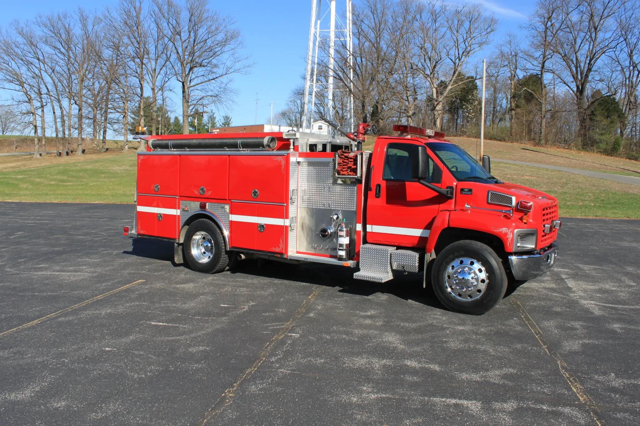 2003 Chevrolet C8500 Ferrara Engine 1250/1000/30 - image 2