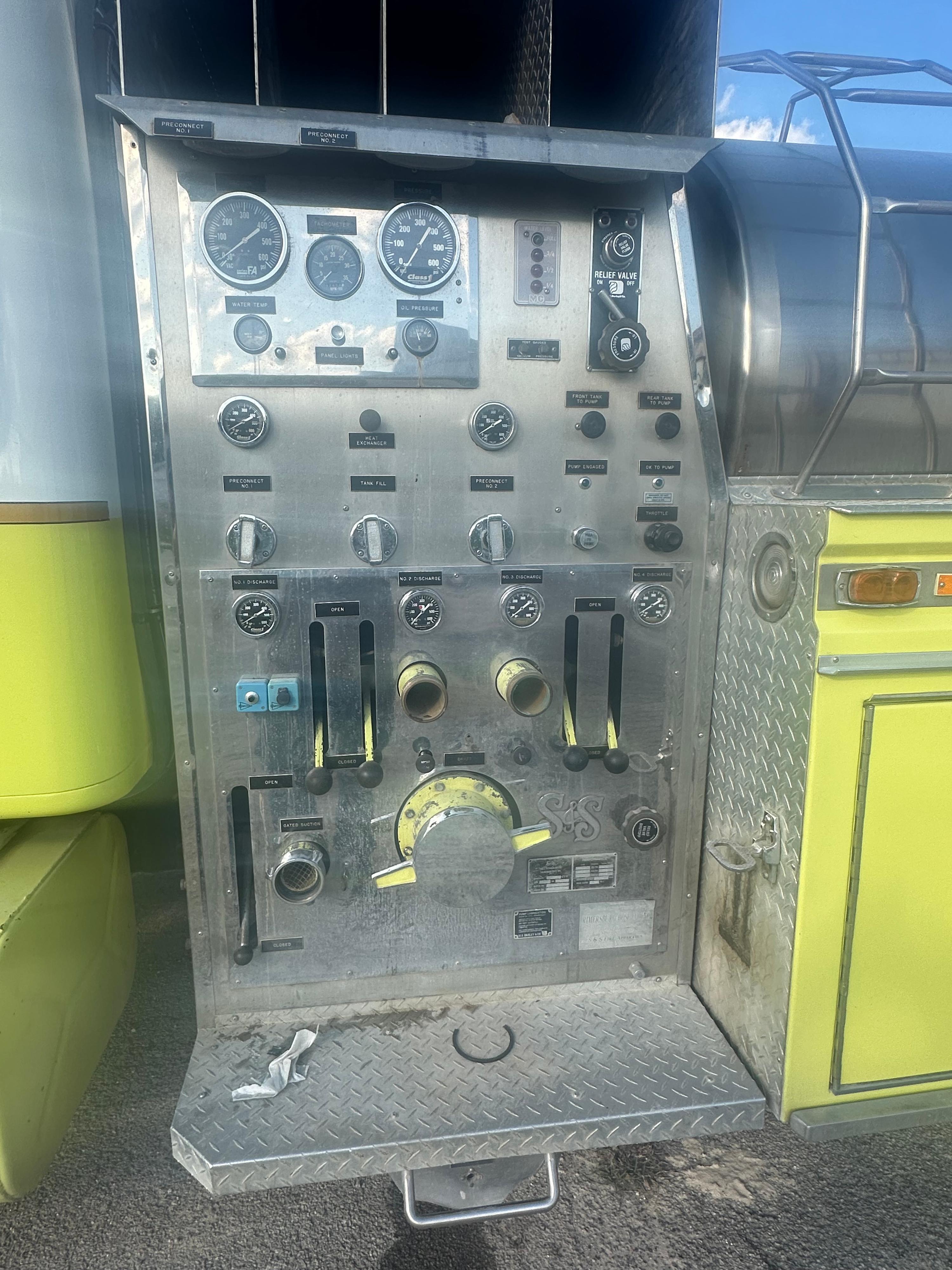 1988 S&S Fire Apparatus International Tanker - image 7