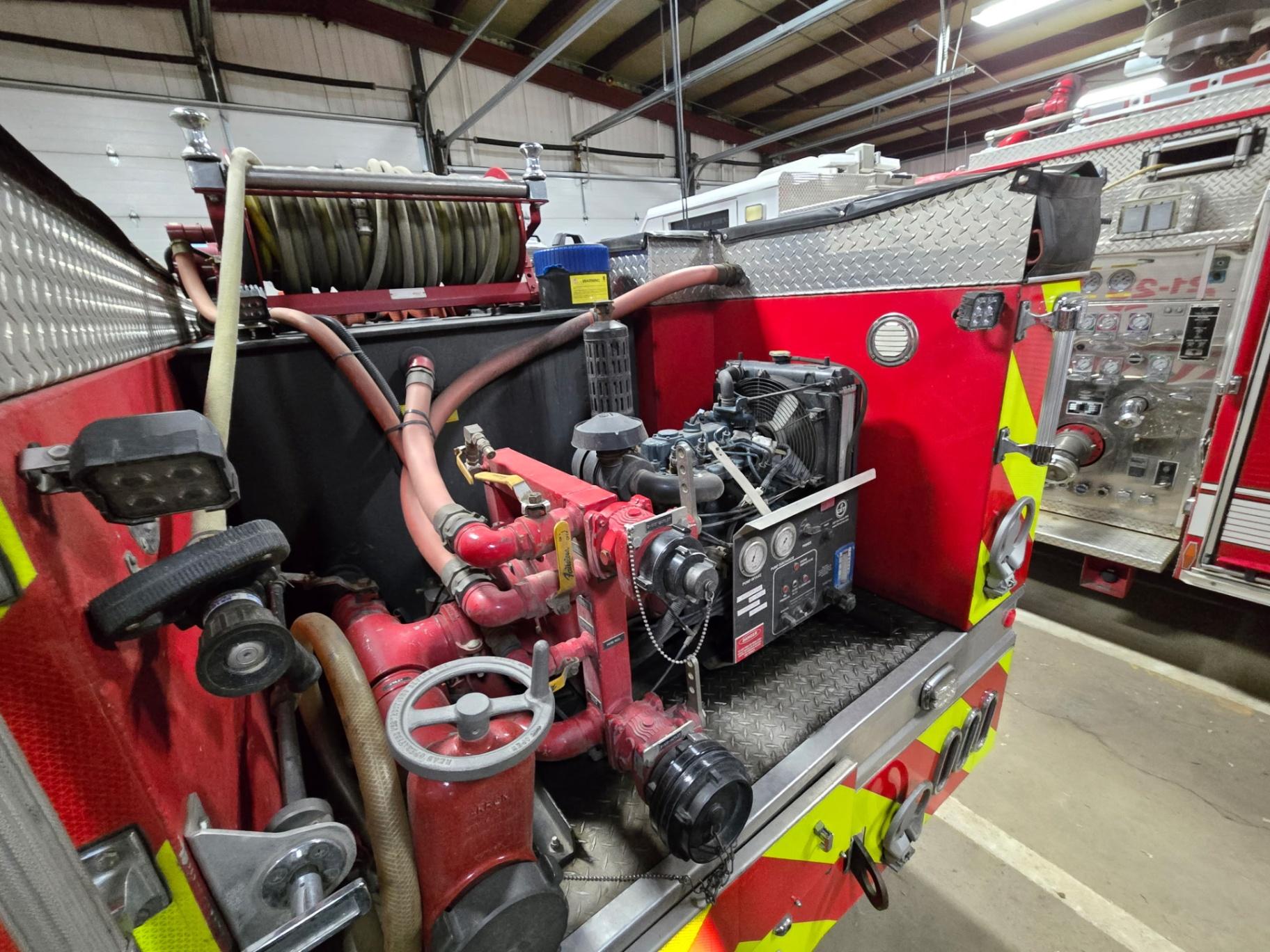 2019 Custom Fire Ford 4x4 Brush Truck - image 10
