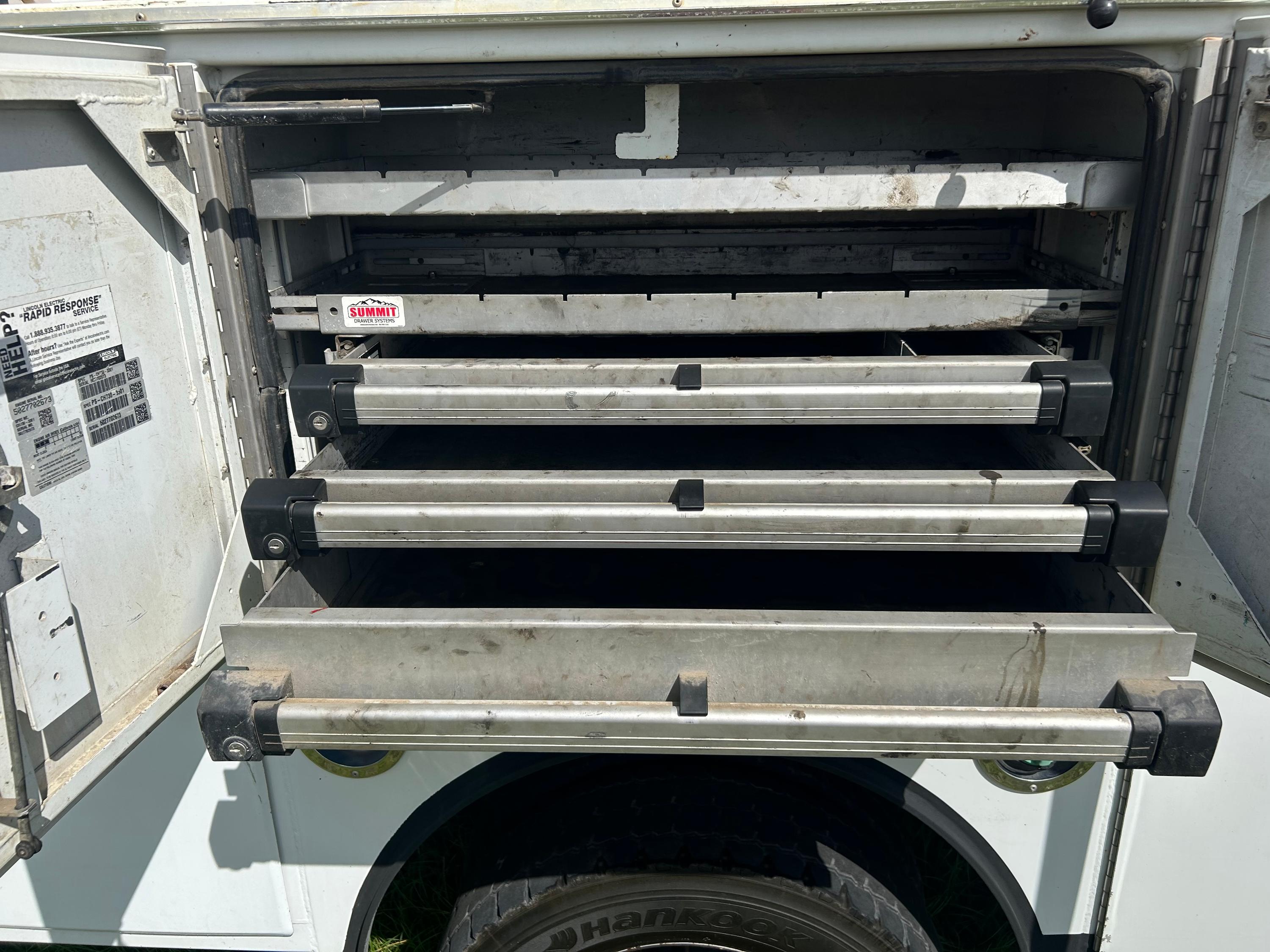 2012 Ford F-550 Service Truck - image 12