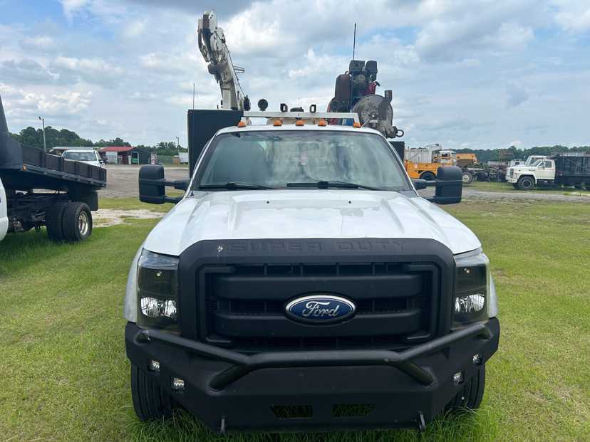 2012 Ford F-550 Service Truck — photo 4