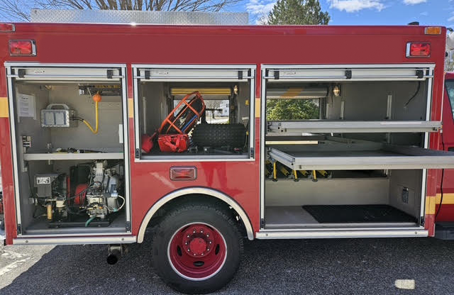 2006 Ford Pierce 4x4 Light Rescue — photo 3