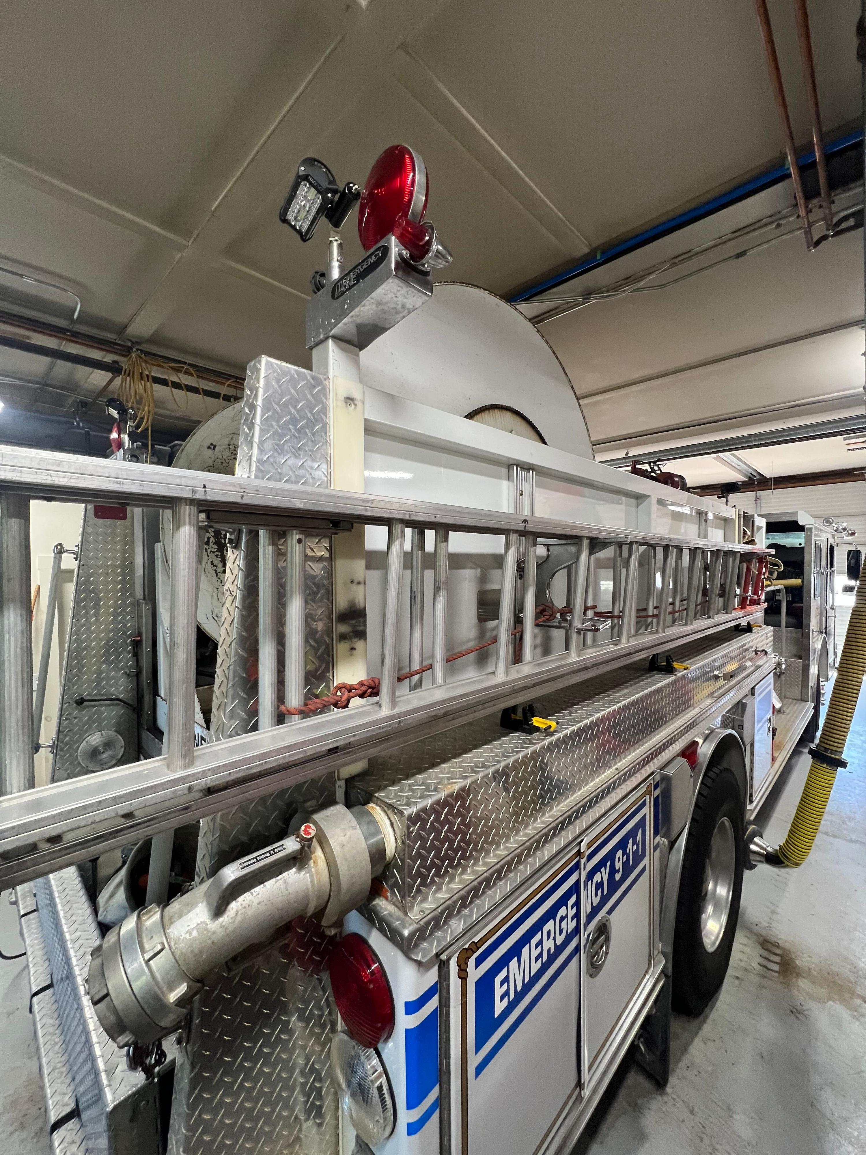 1989 E-One Pumper - image 10